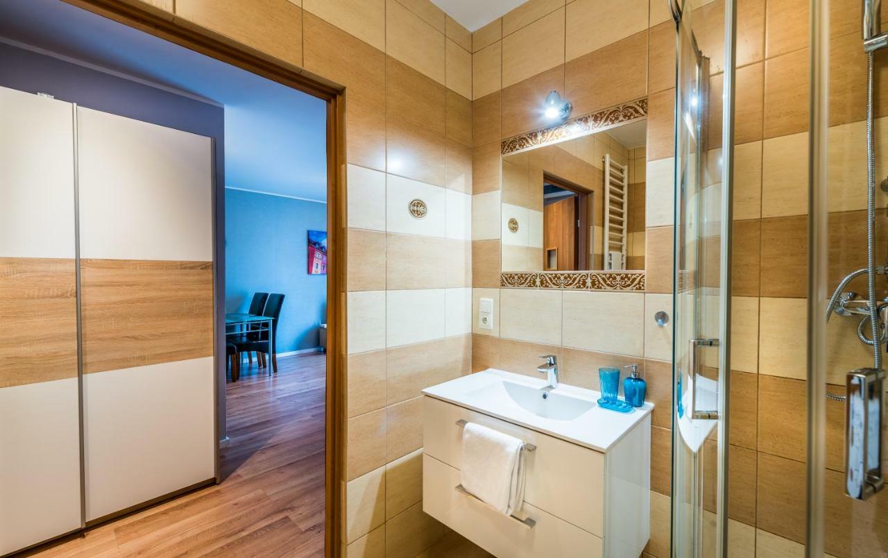 Apartment B&f Garbary Business & Family - Parking